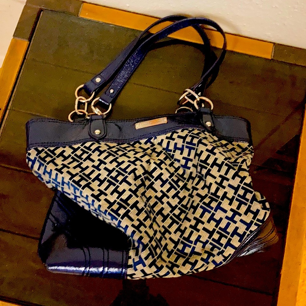 Tommy Hilfiger purse